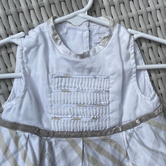 INFANT GIRLS Burberry Dress Size 3 Months - Picture 3 of 12